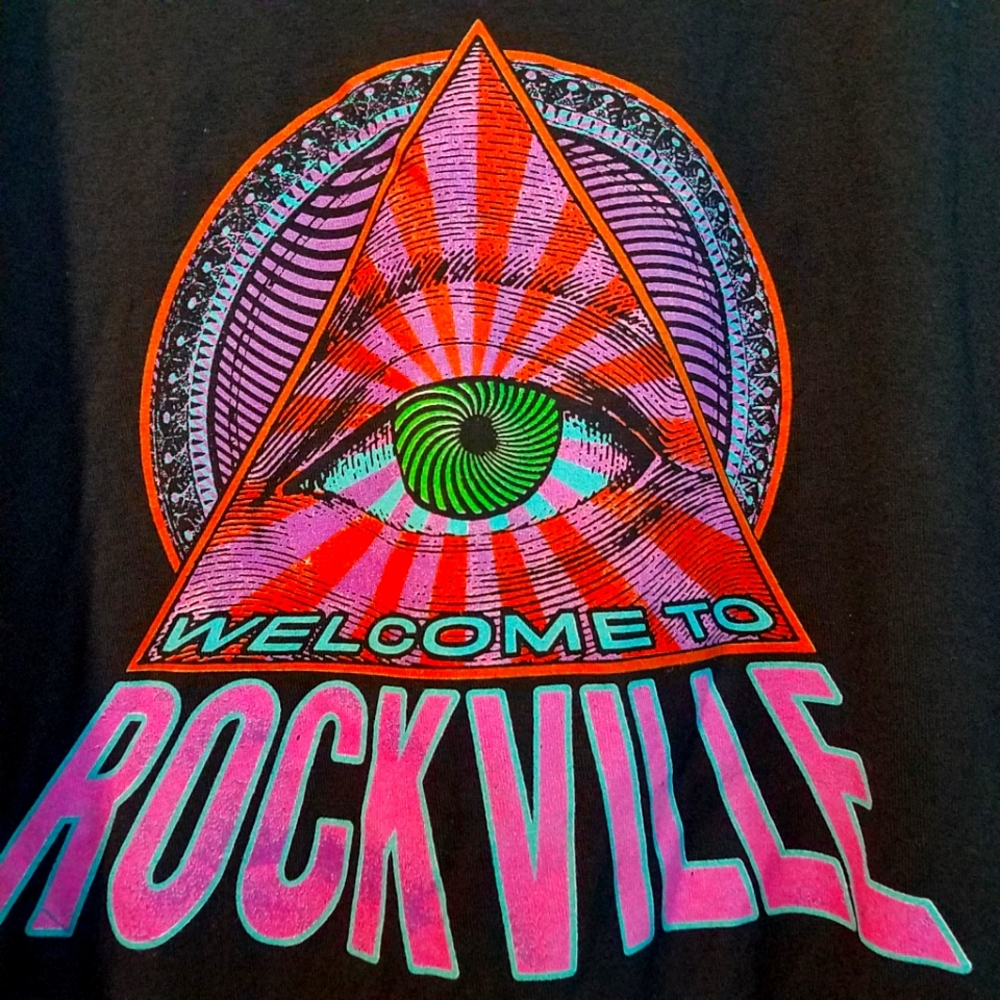 Welcome to Rockville 2019 Music Fest Band Tee NWOT